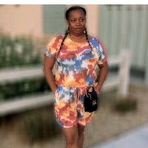 Perfect for Spring or Summer Multi-Color One piece Romper w/pockets